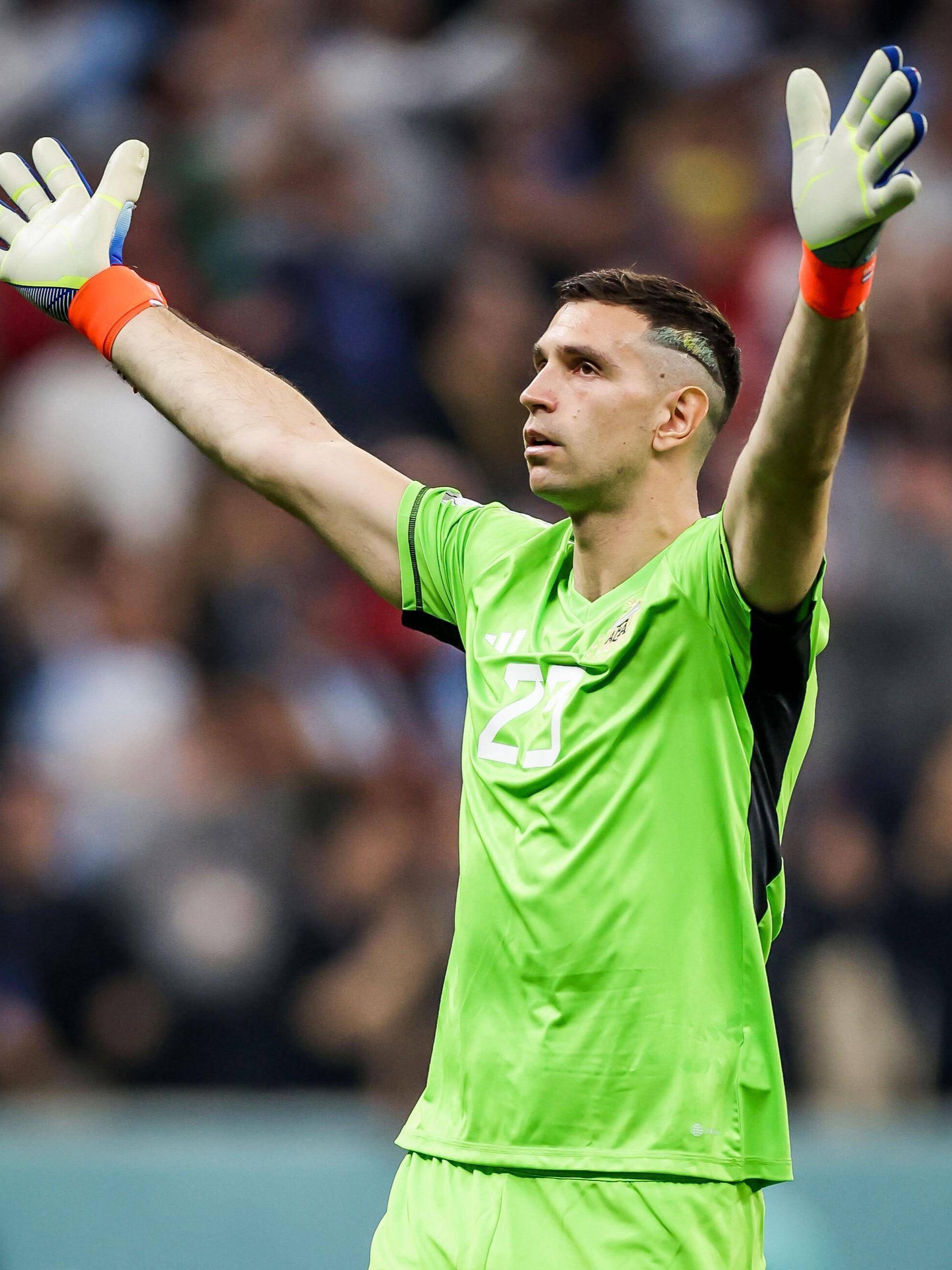 阿根廷轻取阿森纳，内马尔送出助攻的简单介绍