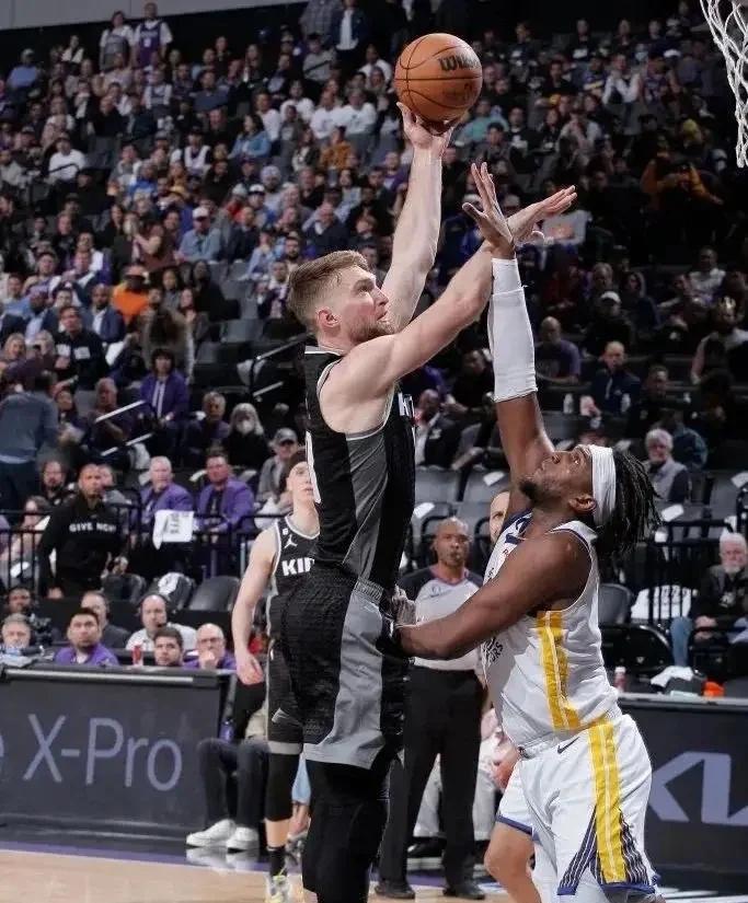 波兰男篮力克澳大利亚男篮,萨博尼斯高光表现 波兰男篮力克澳大利亚男篮,萨博尼斯高光表现