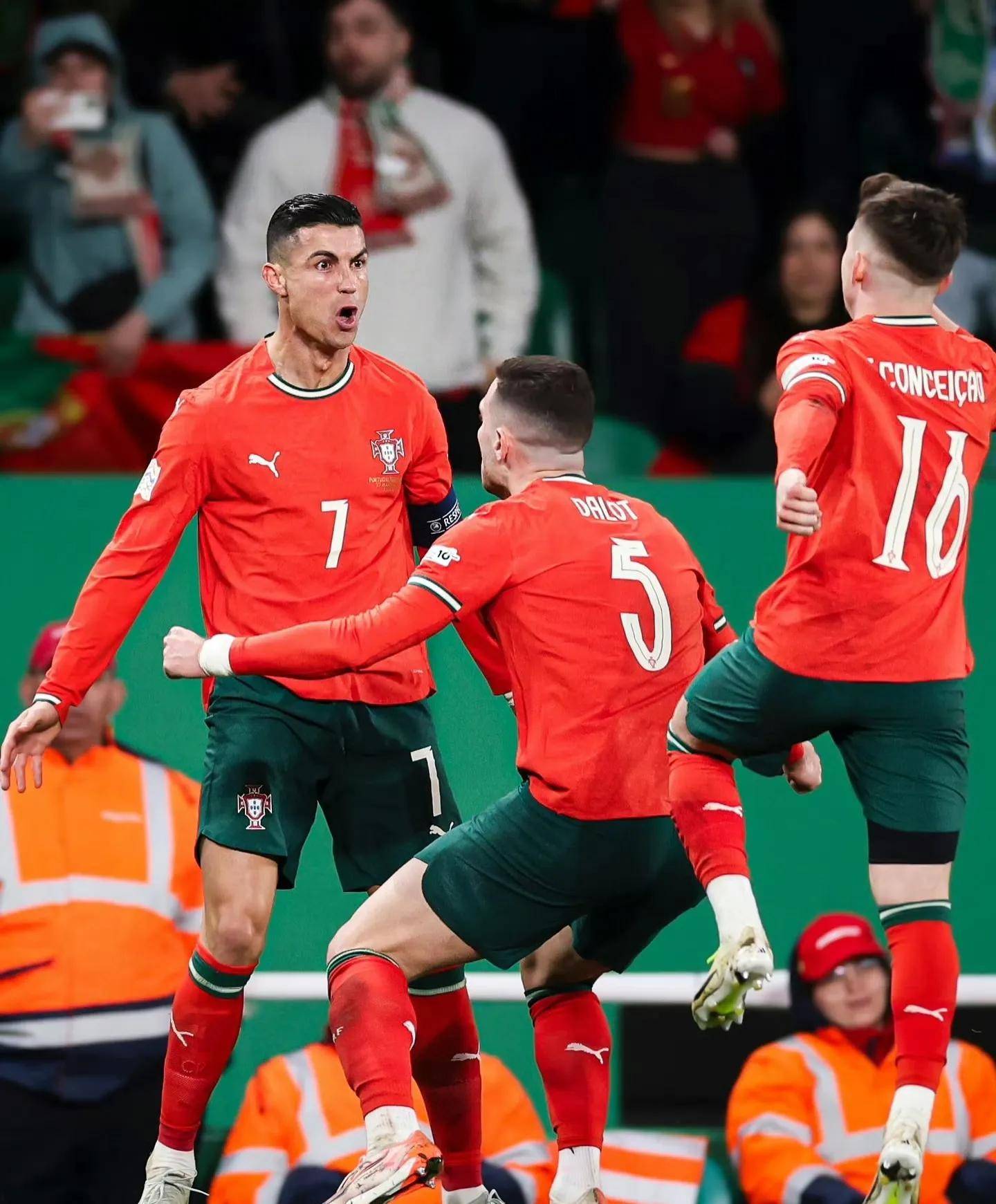 开云官网-中国鏖战瑞典,C罗打破历史纪录的简单介绍