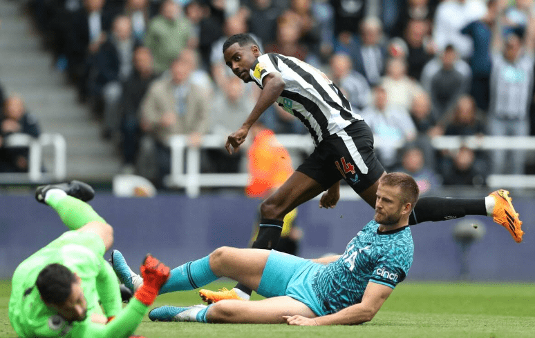 包含克莱蒙客场遭受困境,连战连败的词条 包含克莱蒙客场遭受困境,连战连败的词条