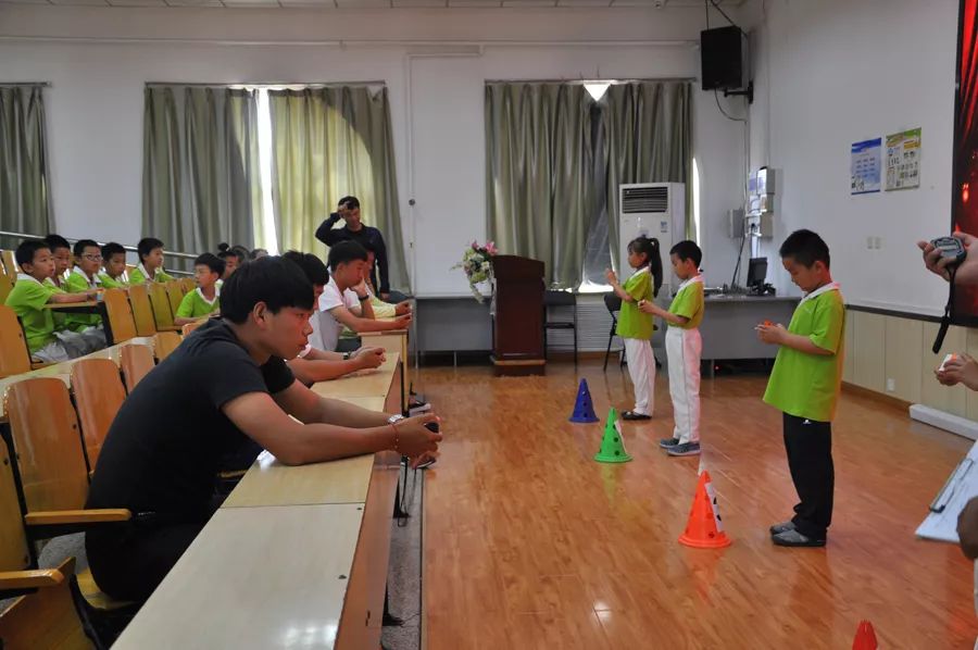 包含外线投篮技巧助力球队胜出,球员荣耀展现的词条 包含外线投篮技巧助力球队胜出,球员荣耀展现的词条