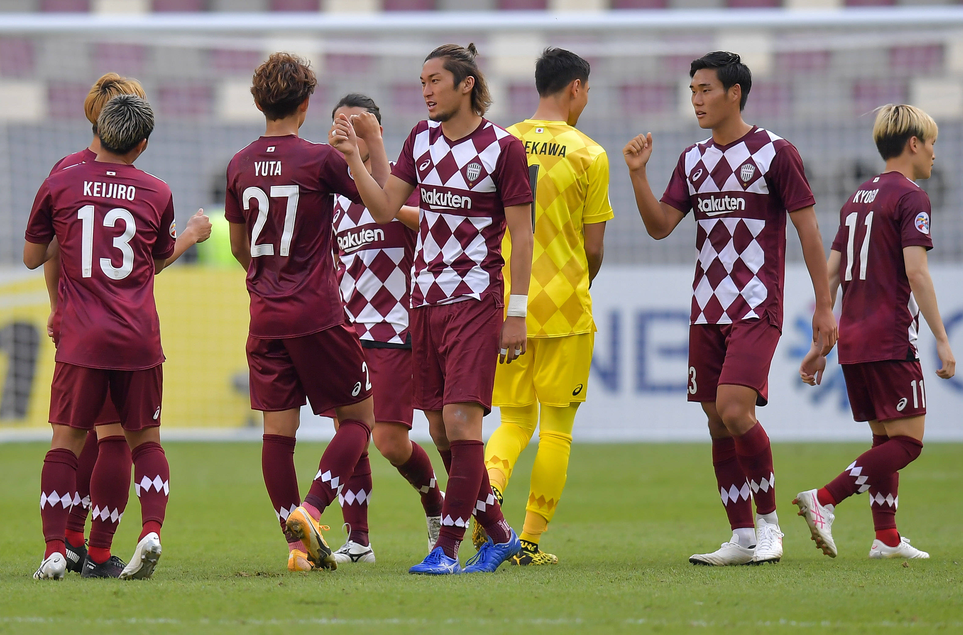 包含神户胜利船主场击败对手，反弹之路的词条