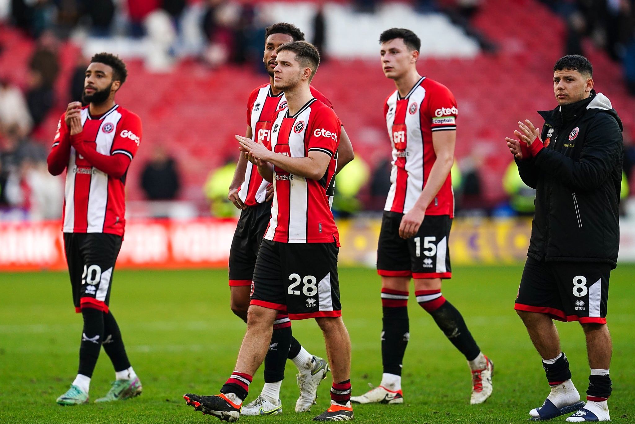 谢菲联主场逼平阿斯顿维拉,英超保级形势仍然不容乐观 谢菲联主场逼平阿斯顿维拉,英超保级形势仍然不容乐观