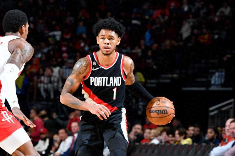 开云体育在线-经典对决：谁将最终笑到最后？的简单介绍