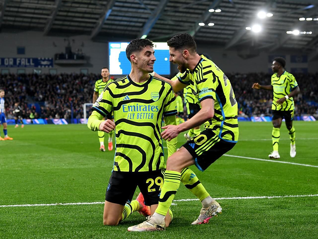 开云体育入口-包含利物浦客场闷平，积分榜领先优势不再的词条