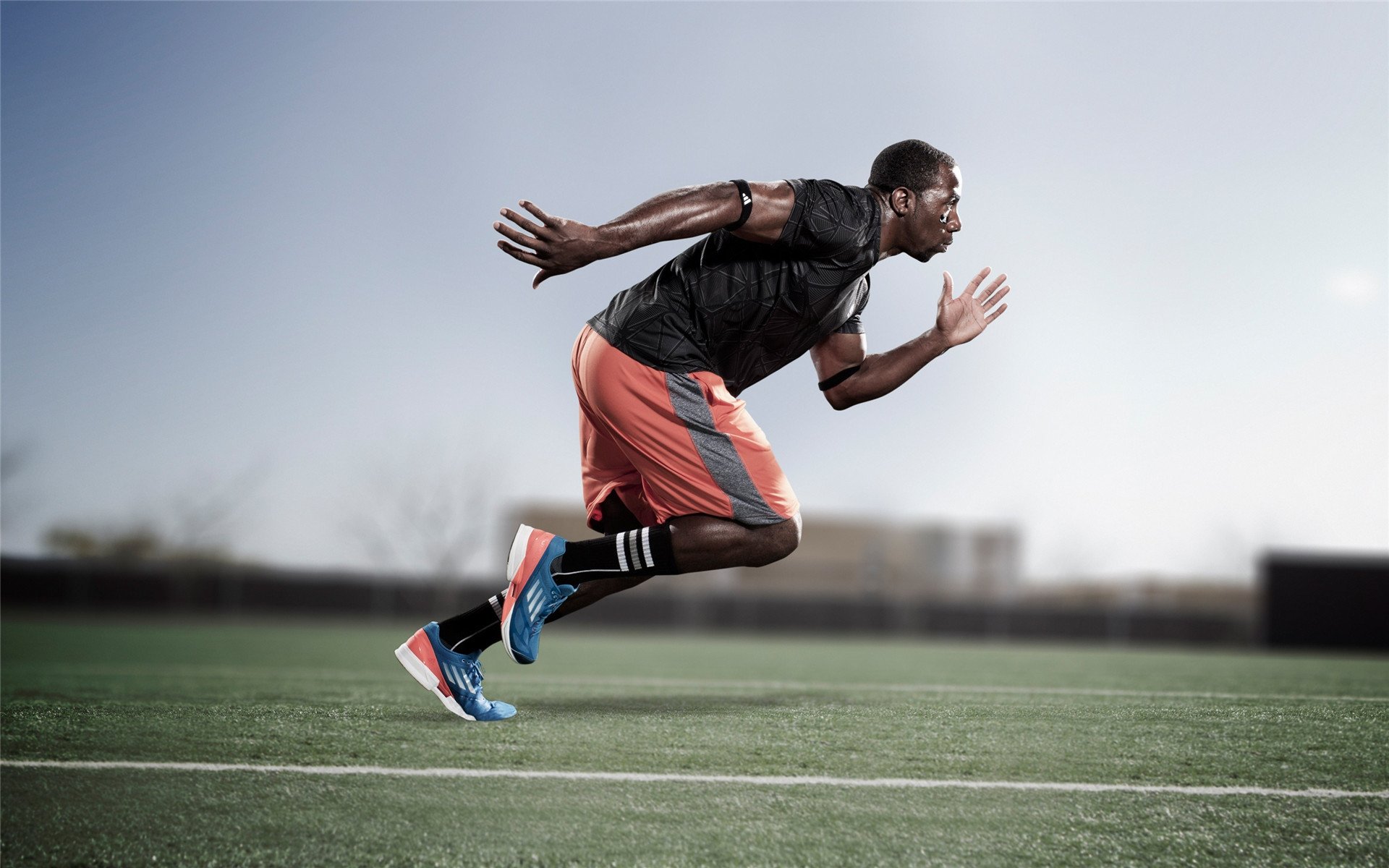 卡塞米罗关键节点连续得分，巴黎对阵马里成战术教科书