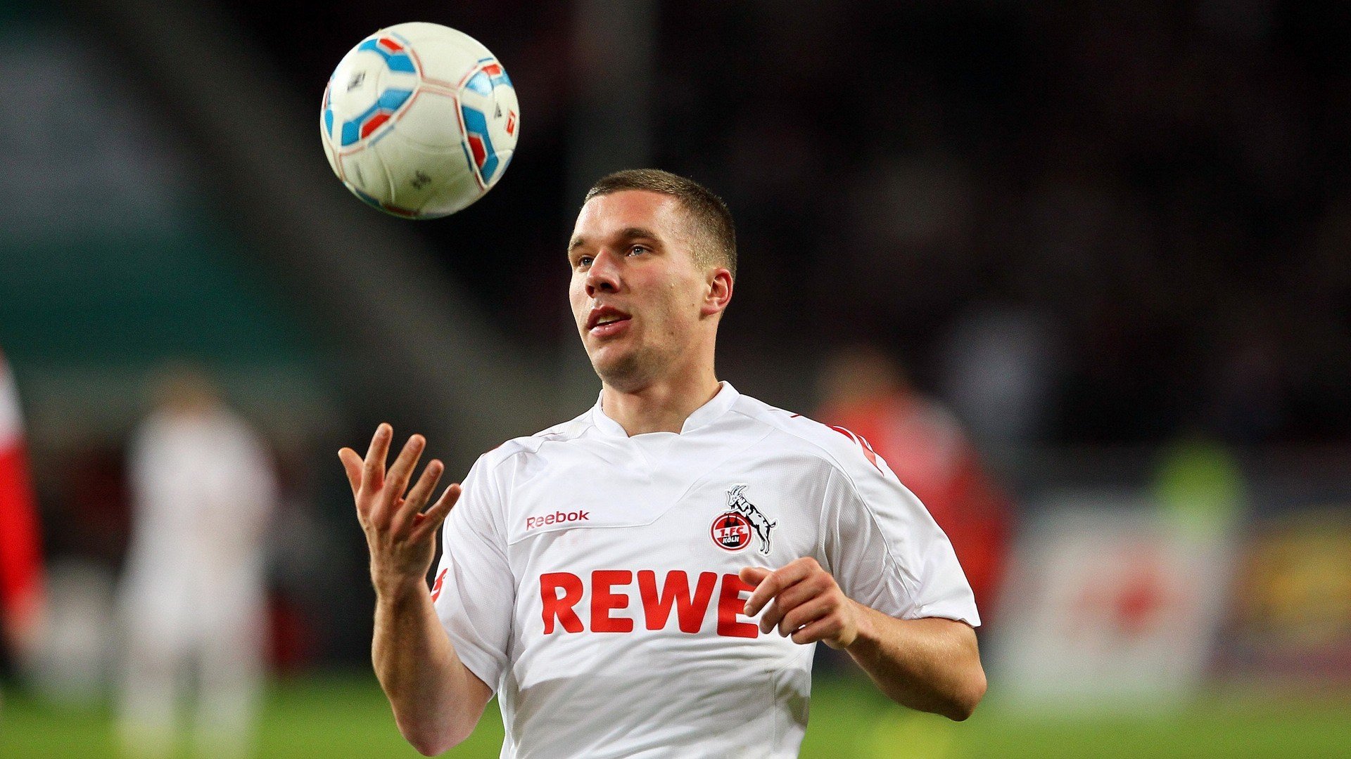 当银河战舰遭遇真蓝黑,厄德高用稳定为皇马校准胜利航向