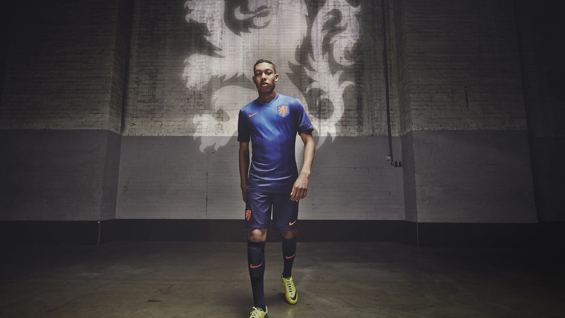 戴维斯杯横扫法网,梅德韦杰夫如何以统治级表现重定义网球疆界